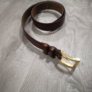 Talbots Ladies Size Small Brown Leather Crocodile Embossed Pattern Belt